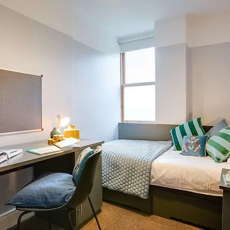 Griffith Halls Of Отель *